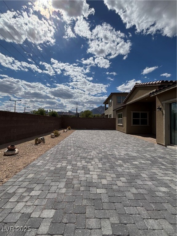 Building Photo - 11831 Giroma Ave