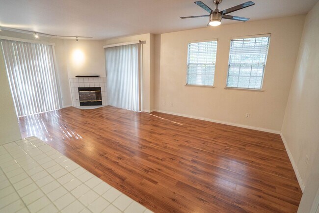 Building Photo - COMING SOON! 2-Bedroom Condo with some Uti...