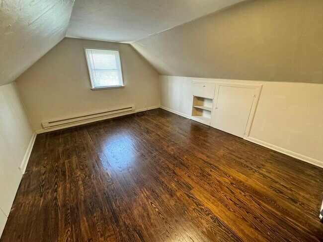 Building Photo - 4054 Larkspur Dr
