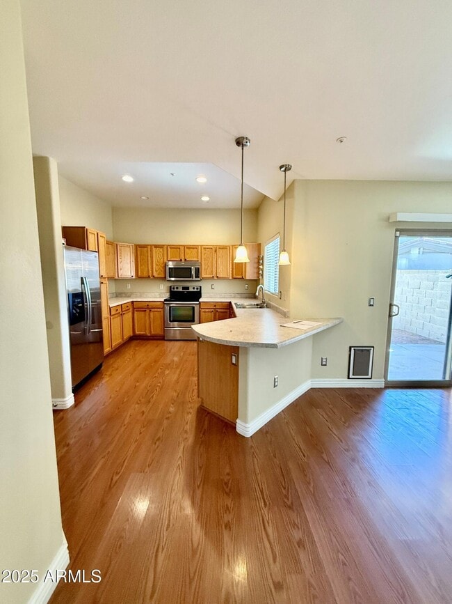 Building Photo - 15825 N Hidden Valley Ln