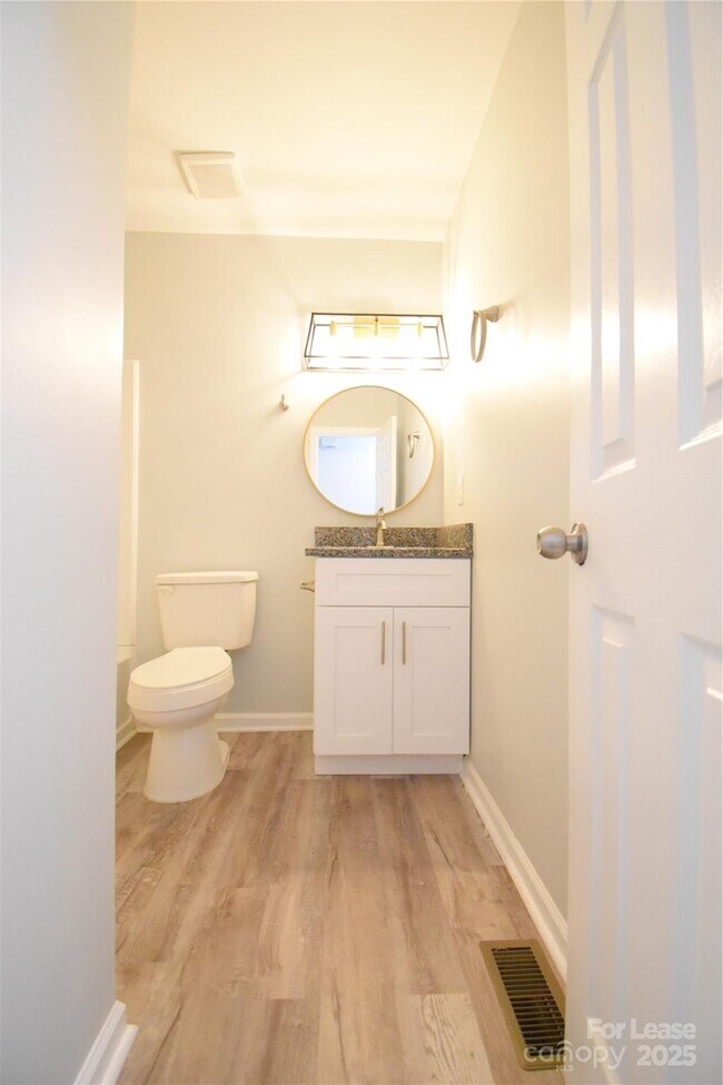 Building Photo - 6628 Cool Water Ct