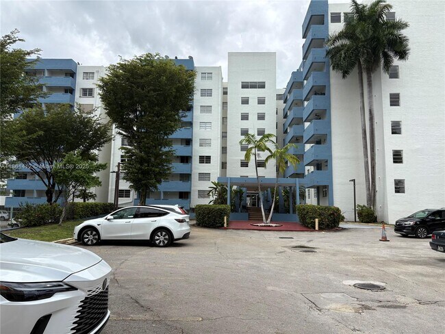 Primary Photo - 5050 NW 7th St