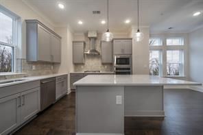 Building Photo - 915 Katie Kerr Dr