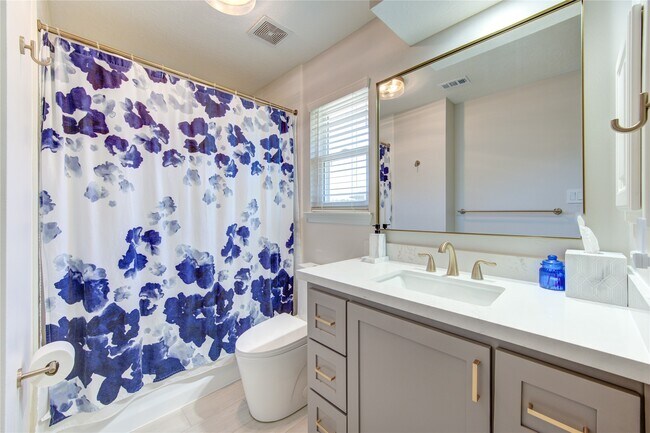 Building Photo - 12503 Whispering Sands Ct