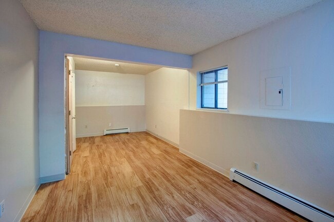 Building Photo - 1631 19th St