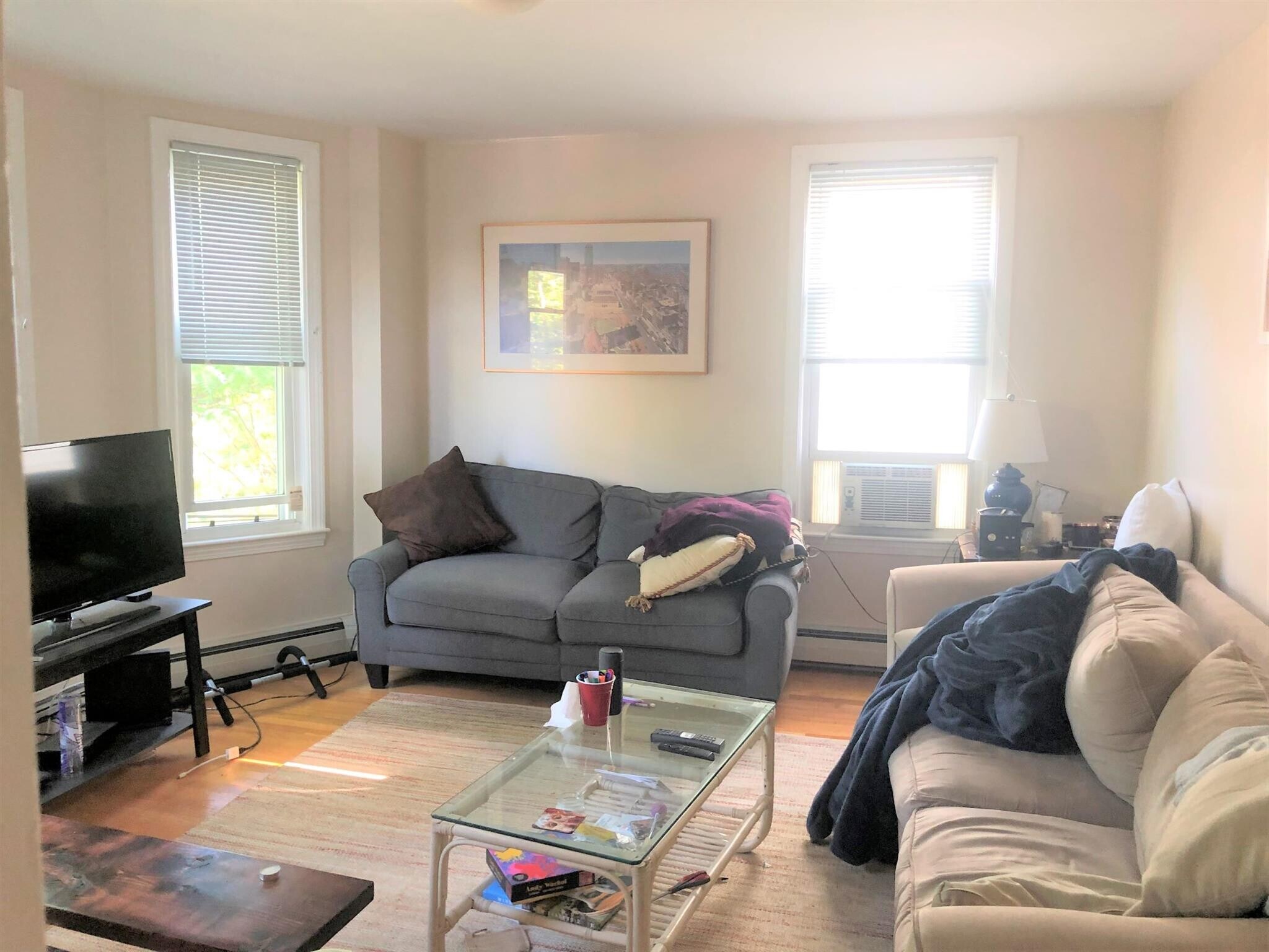 Building Photo - 279 Pearl St