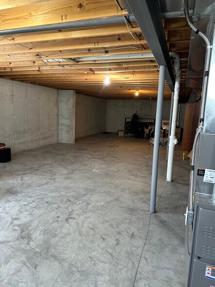 Building Photo - 428 Ramblewood Way