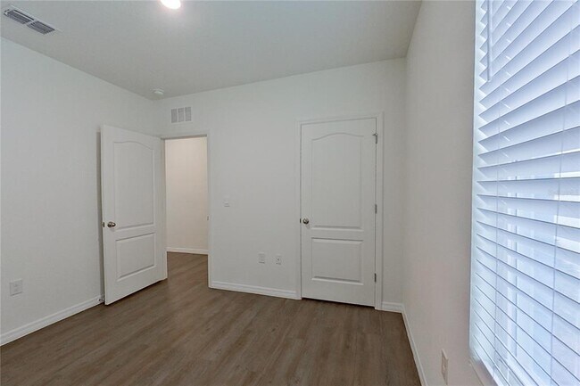 Building Photo - 32153 Katelin Cir