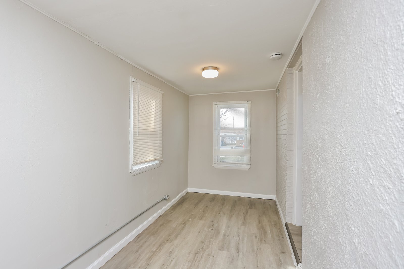 Building Photo - 3584 Gordon Ave