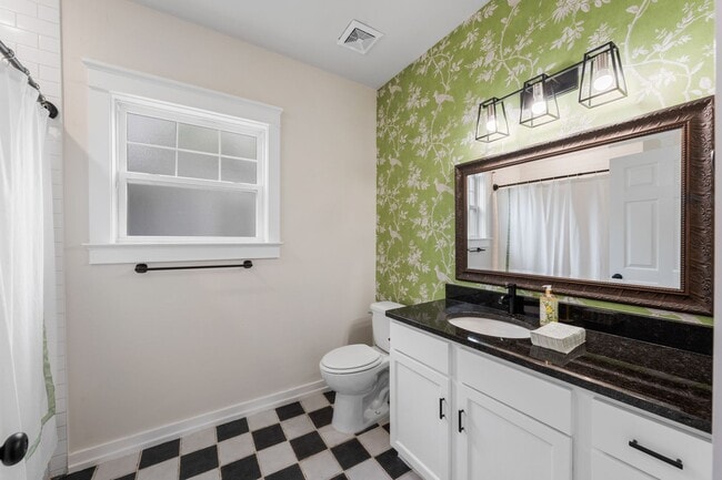 Building Photo - Charming 3 Bed / 2 Bath Single-Family Home with Detached 2-Car Garage in Temple ISD