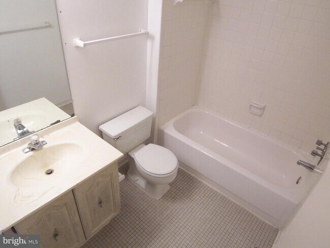 Building Photo - 5300 Holmes Run Pkwy