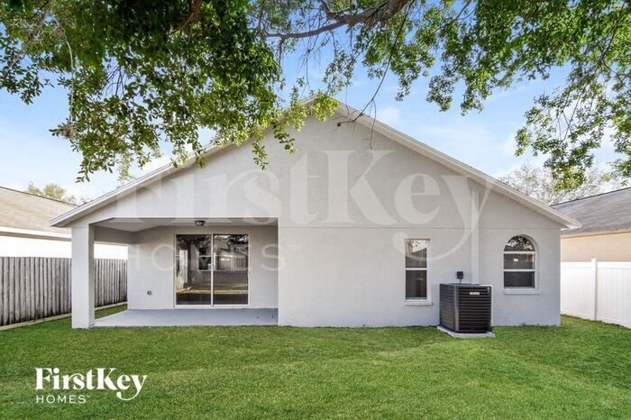 Building Photo - 12706 Kings Lake Dr
