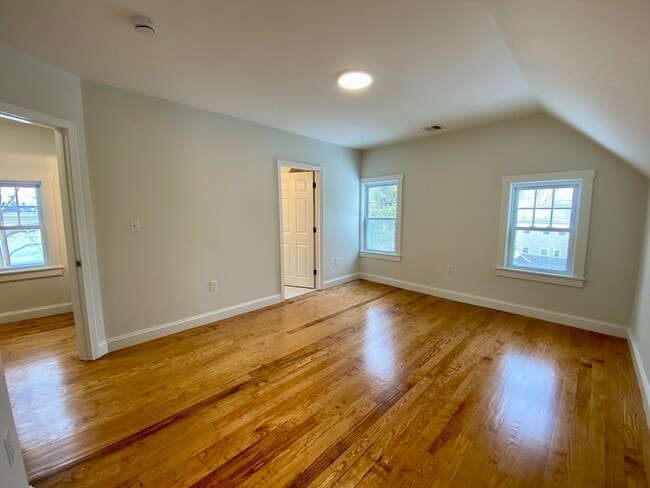 Building Photo - 3 Claflin St