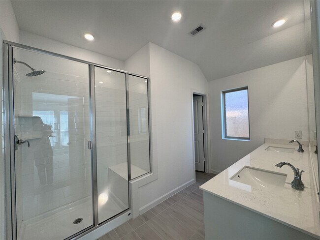 Building Photo - 30347 Centipede Grv Ln