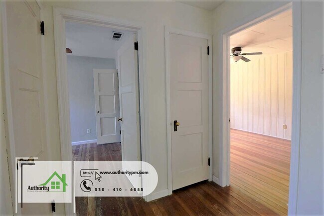 Building Photo - 841 South St