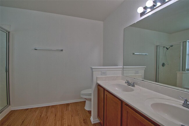 Building Photo - 115 Remington Dr
