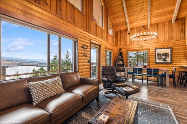 Building Photo - Lion Mountain Two Bedroom with Whitefish Lake Views