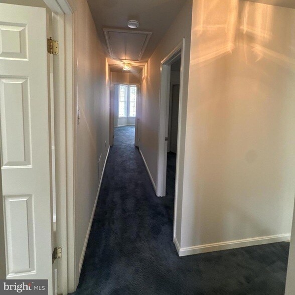 Building Photo - 4282 Wimbledon Dr