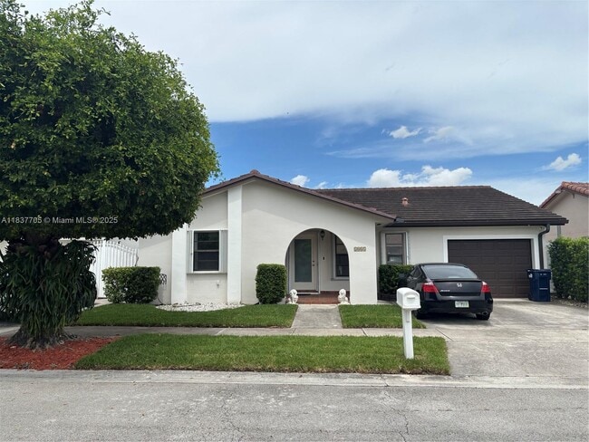 Primary Photo - 1065 NW 127th Path