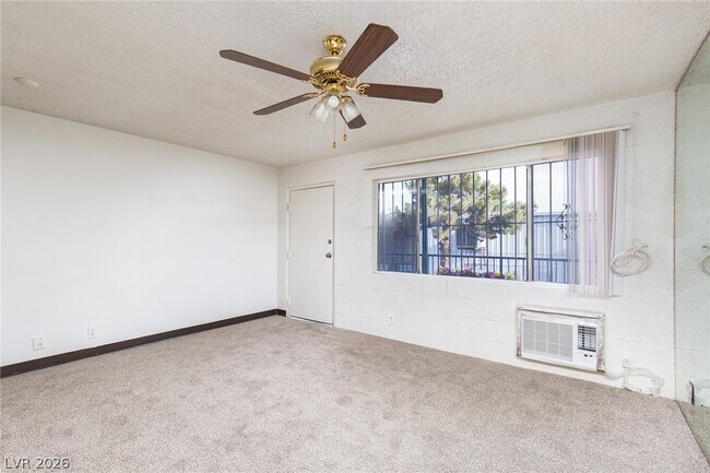 Building Photo - 4600 University Center Dr
