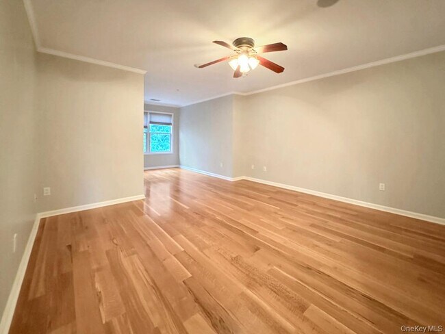 Building Photo - 2003 Half Moon Bay Dr