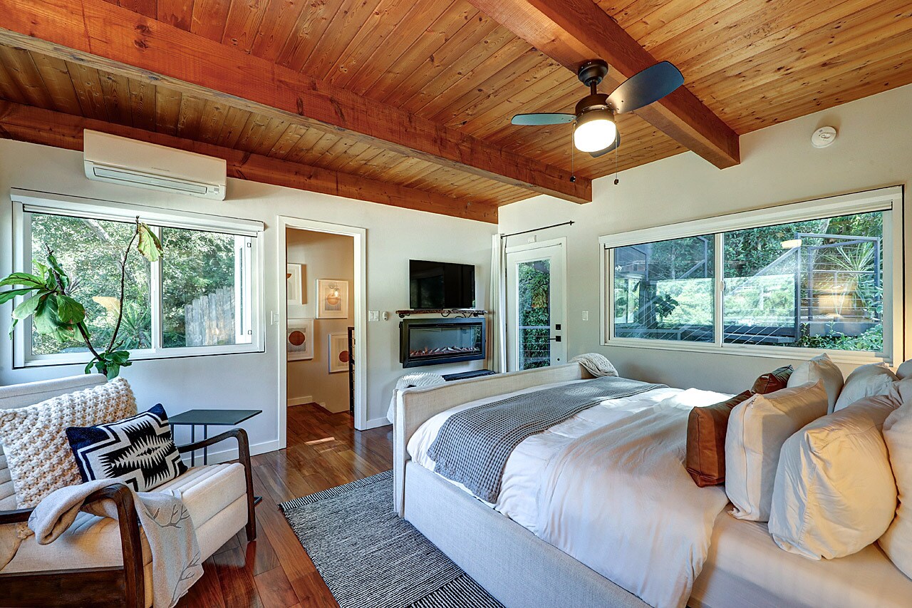 Building Photo - 8326 Ridpath Dr