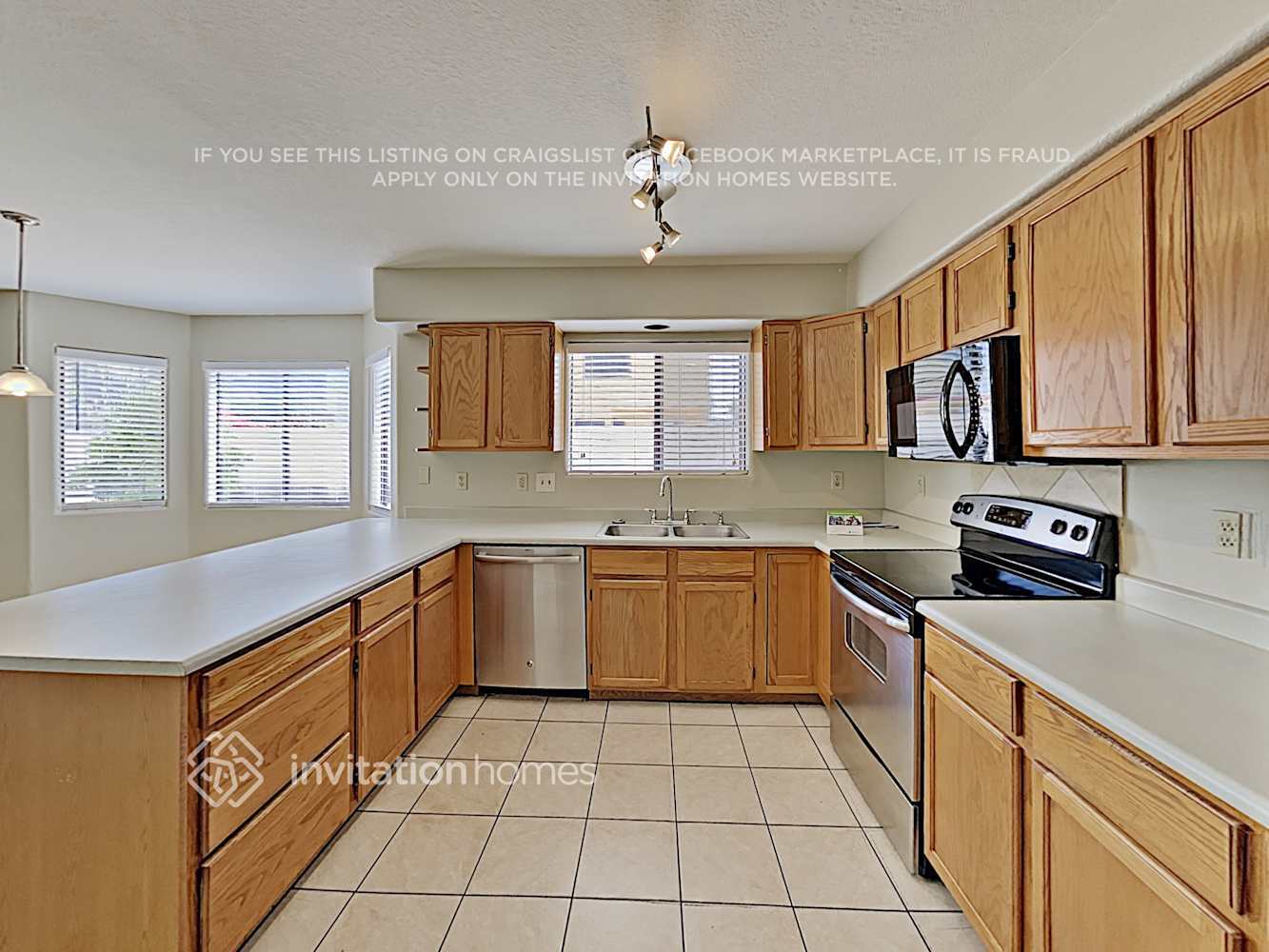 Building Photo - 4643 N 100th Ave