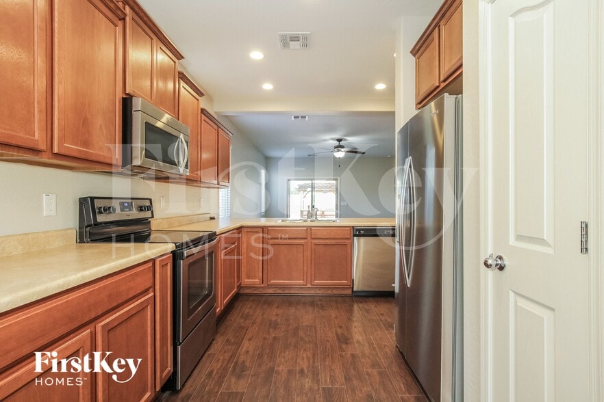 Building Photo - 23587 W Harrison Dr