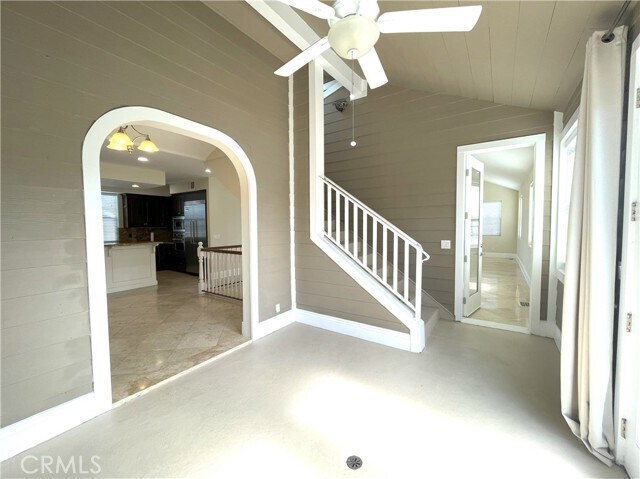 Building Photo - 239 Calle Miramar