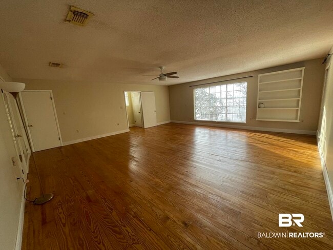 Building Photo - 6621 Purvis Rd