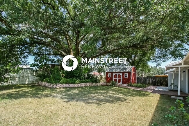 Building Photo - 3 Bedroom Pet-Friendly Home in Brandon, FL...