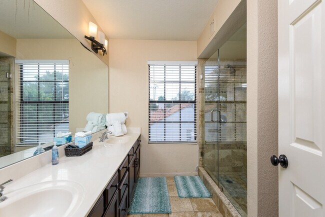 Building Photo - 16025 N 58th Pl