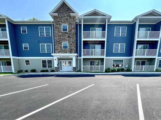 Building Photo - 21 Pinecrest Dr