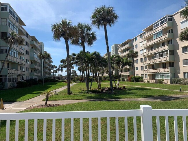 Building Photo - 2020 N Atlantic Ave