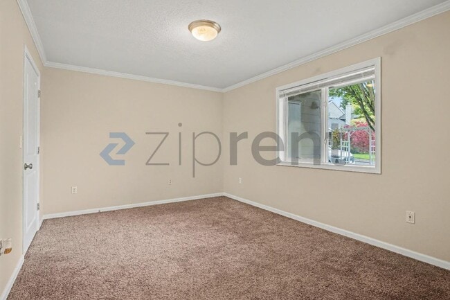 Building Photo - 15060 NW Central Dr