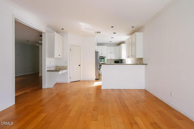 Building Photo - 2409 Olive Ave