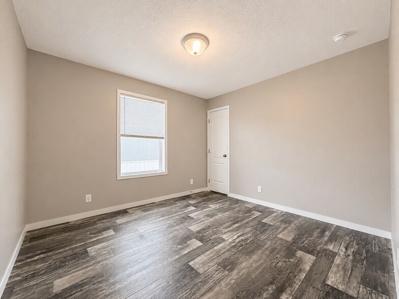Building Photo - 12556 Margaret Ct