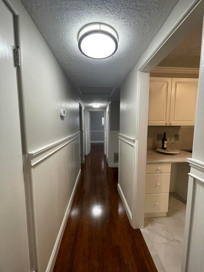 Building Photo - 5 N Deleon Ave