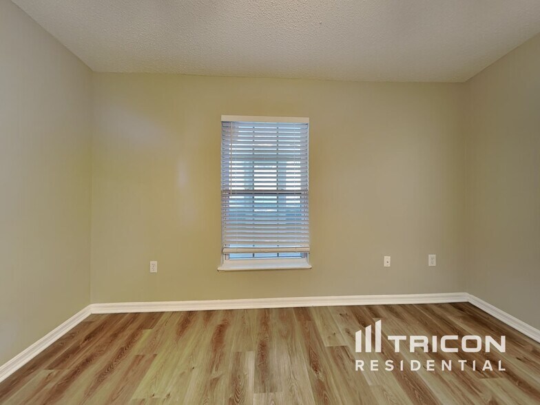 Building Photo - 874 Welch Hill Cir