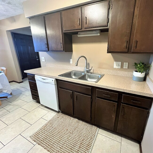 Building Photo - 1800 Knox St