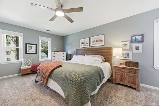 Building Photo - 216 Tiger Run