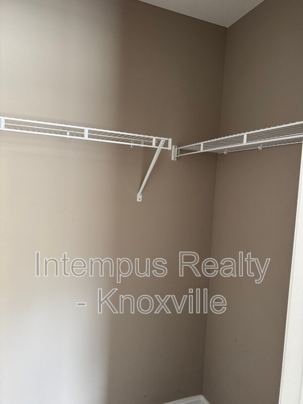 Building Photo - 2415 Flannery Way