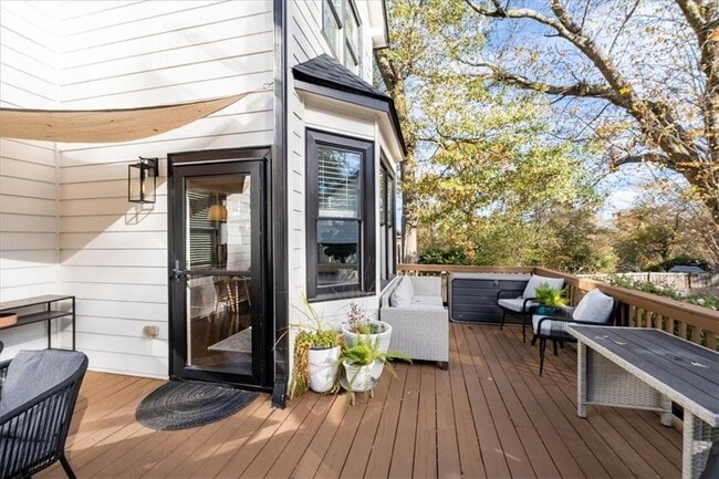 Building Photo - 3111 Alston Dr