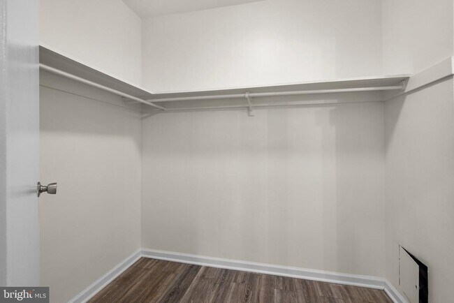 Building Photo - 2755 Ordway St NW