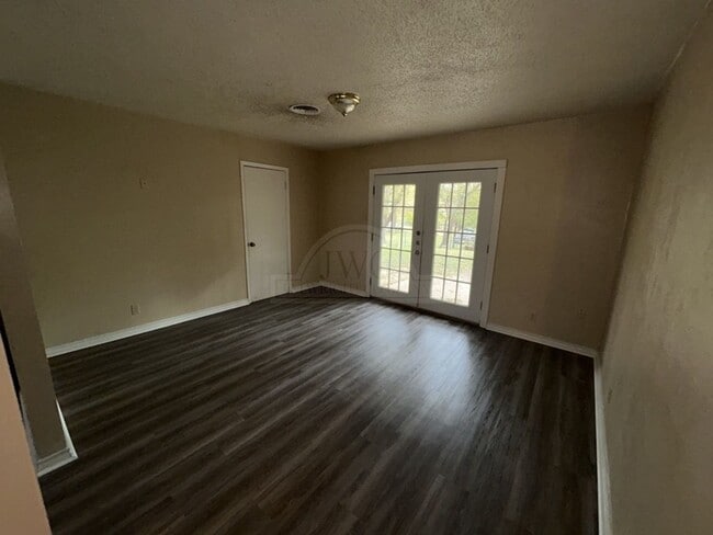 Building Photo - 510 N 24th St