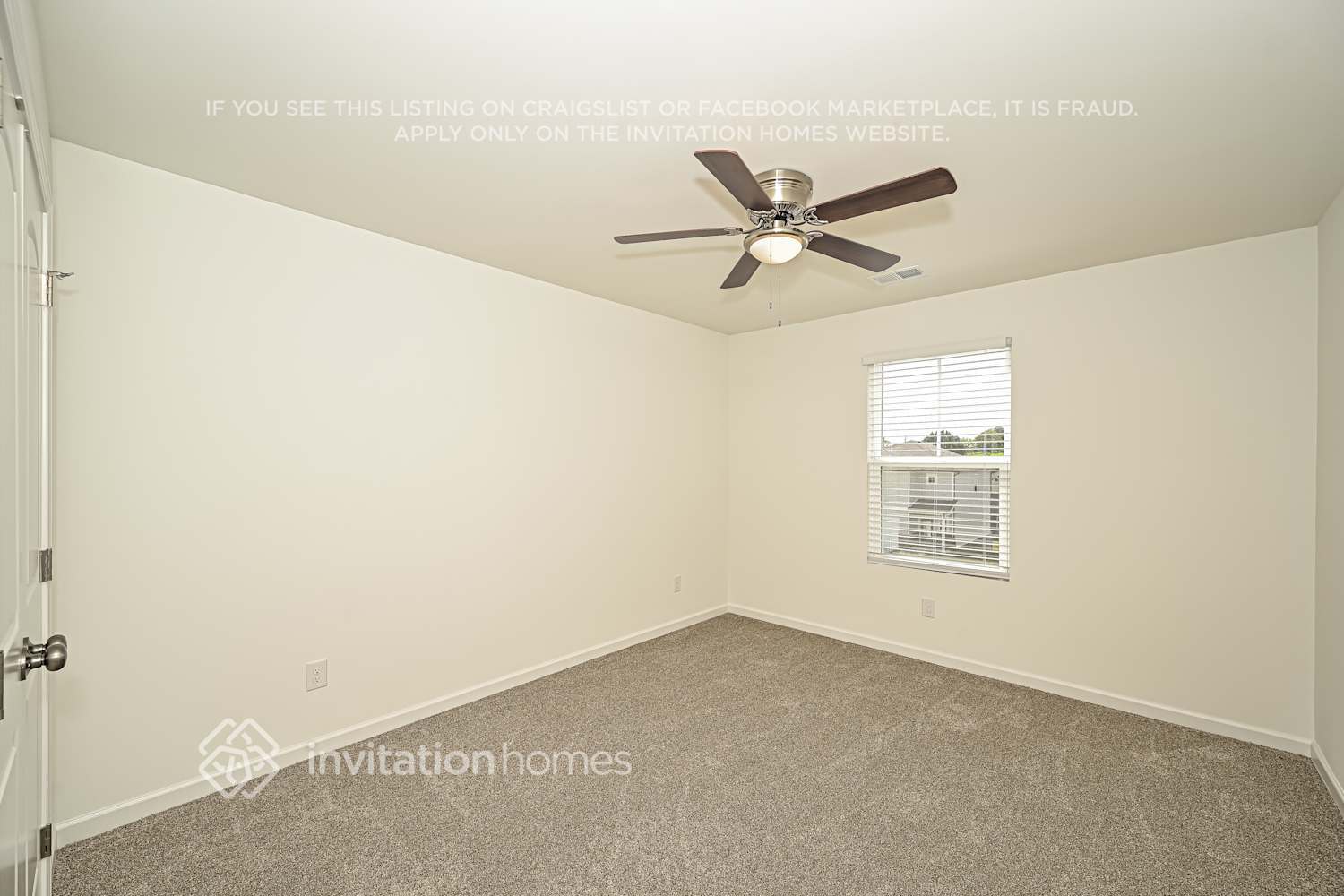 Building Photo - 208 E Millbrook Dr