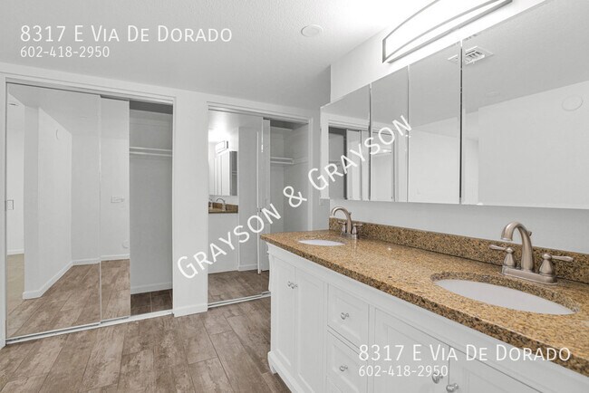 Building Photo - 8317 E Vía De Dorado