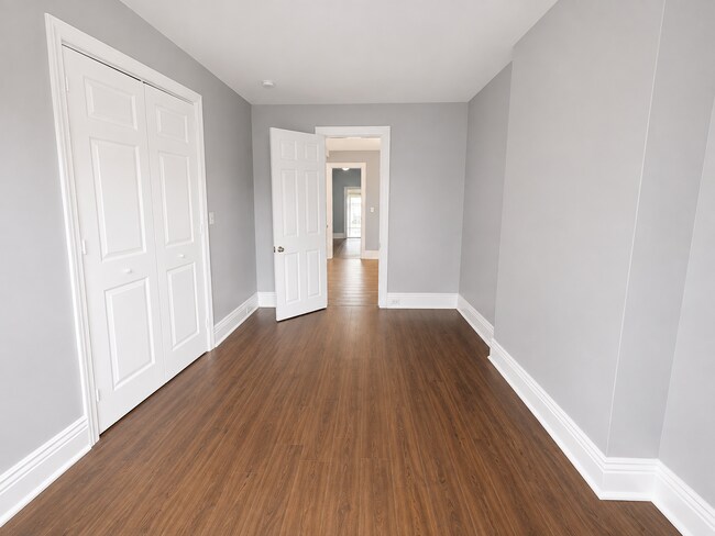 Building Photo - 112 Haws Ave
