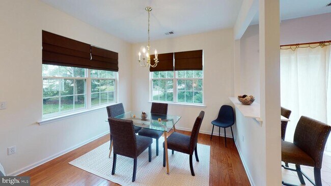 Building Photo - 206 Concord Pl
