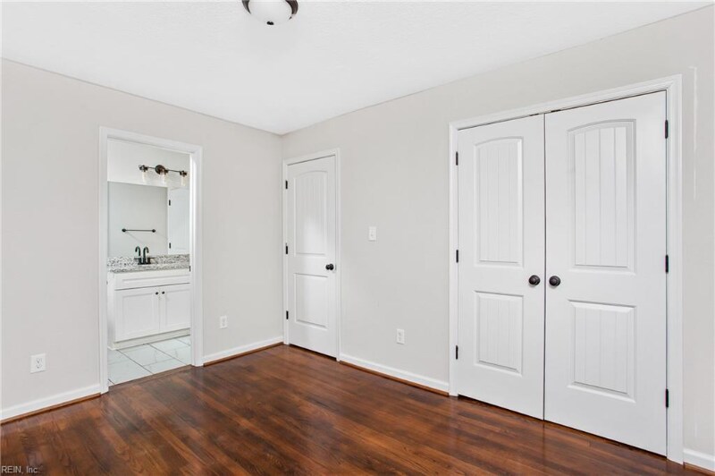 Building Photo - 5931 Sellger Dr